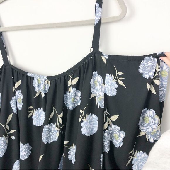 TORRID | Cold Shoulder Black & Blue Floral Georgette Top Women’s Size 3 (3X) - Picture 5 of 12